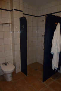 17 SNP1000159.JPG (4112021 Byte)